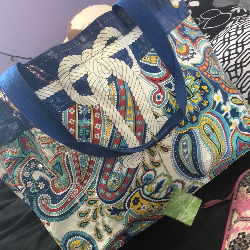 Vera Bradley tote bag